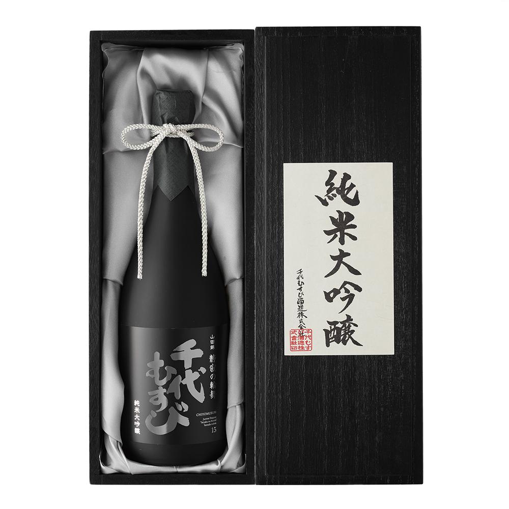 純米大吟醸 山田錦 15　「静寂の輪舞」　720ml(黒桐箱入り)